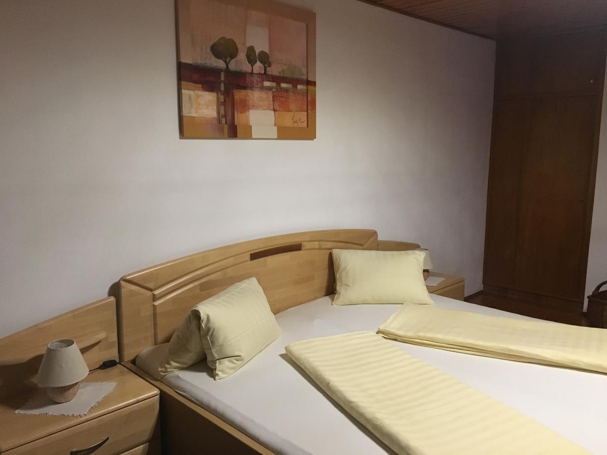 Kollehof Apartment Krumpendorf Bagian luar foto
